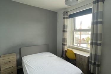 7 bed house, Clifton Place, Greenbank, Plymouth, PL48HY - Image 13